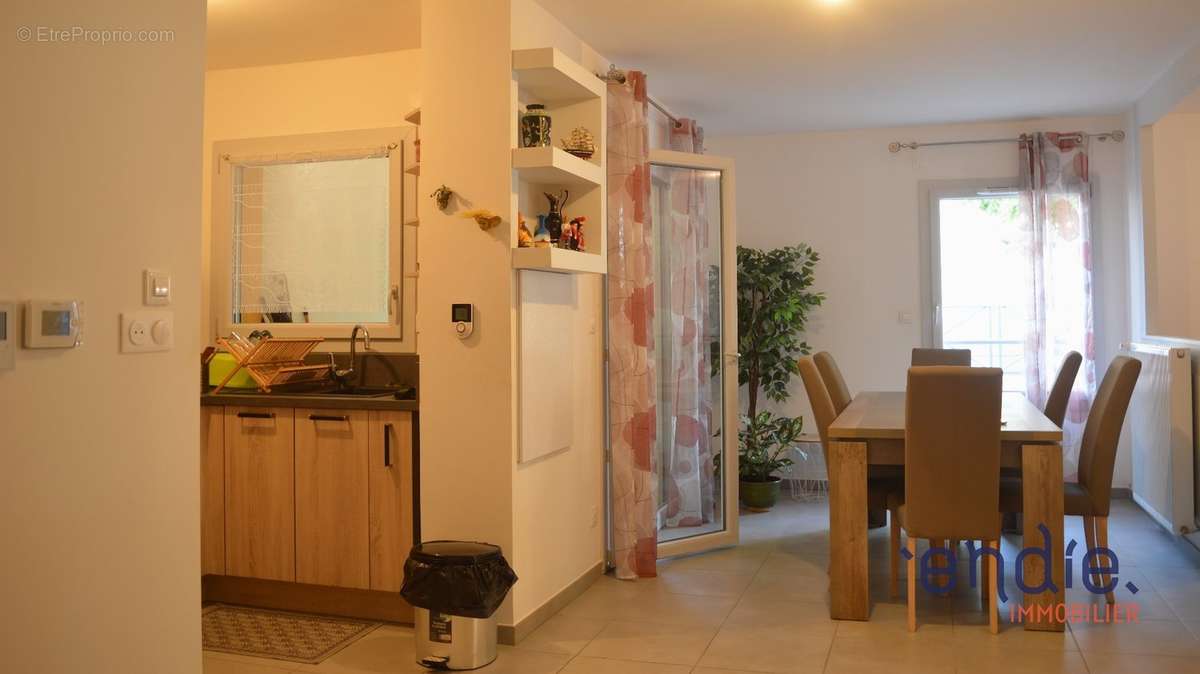 Appartement à BELLEVILLE