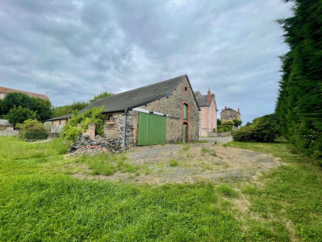 Maison à SABLE-SUR-SARTHE