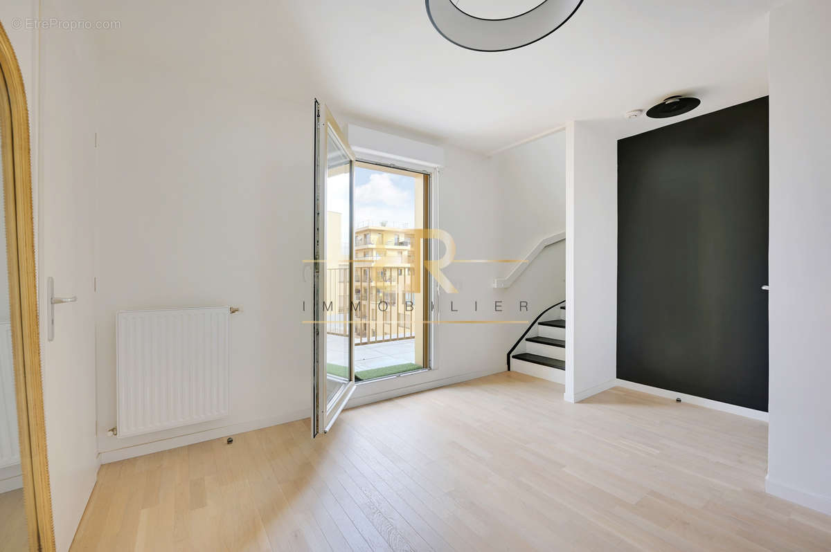 Appartement a louer bagneux - 5 pièce(s) - 97 m2 - Surfyn