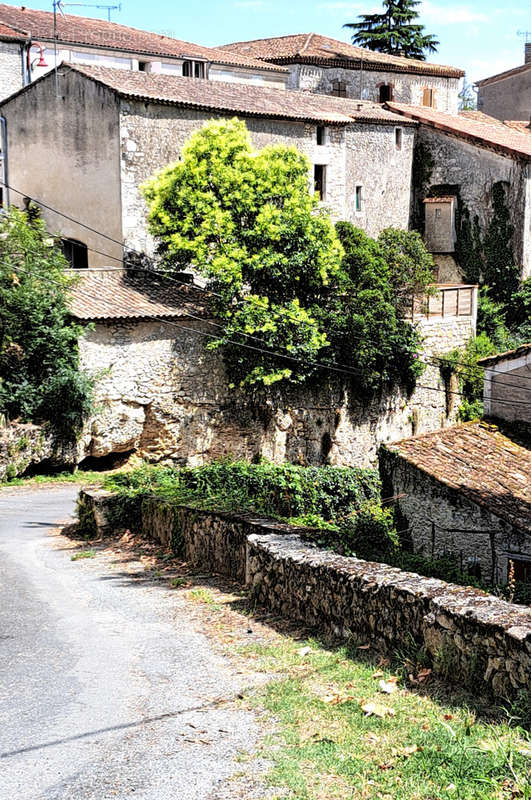 Maison à HAUTEFAGE-LA-TOUR