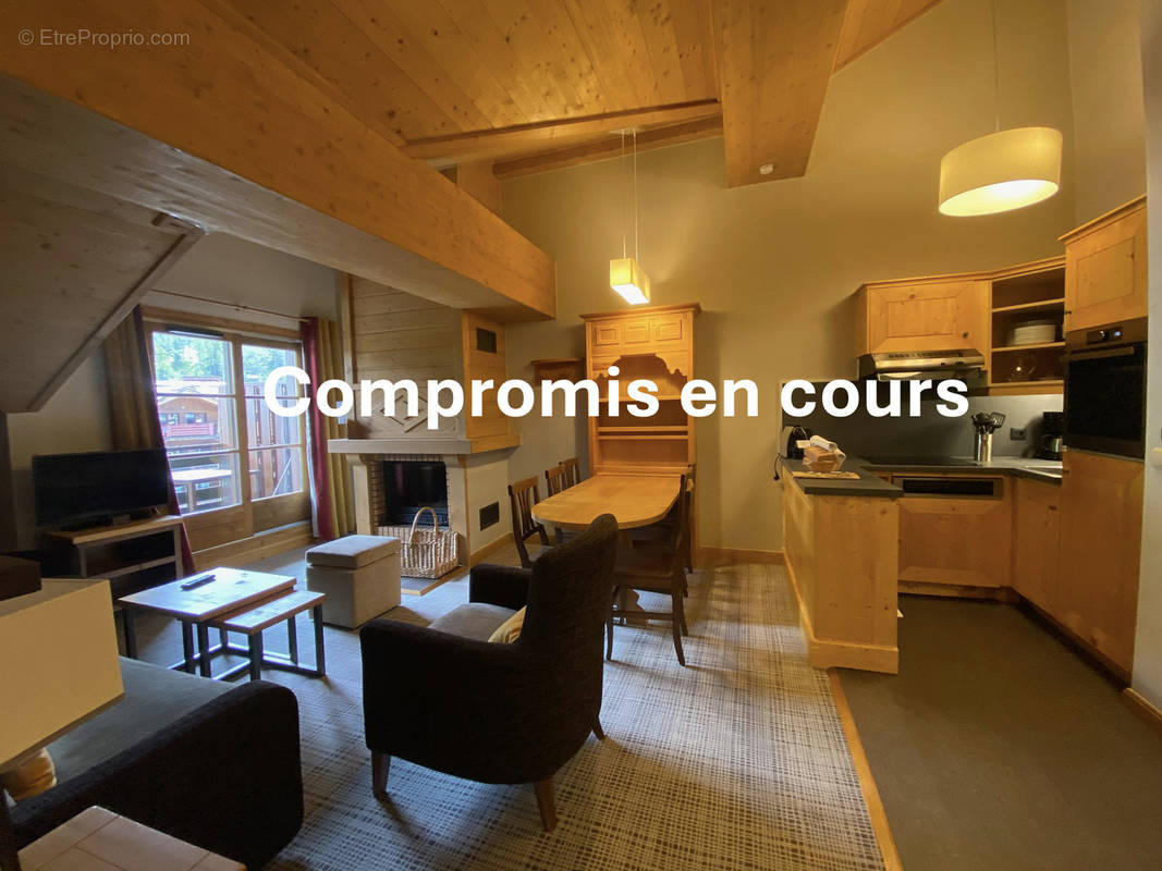 Appartement à LES CHAPELLES