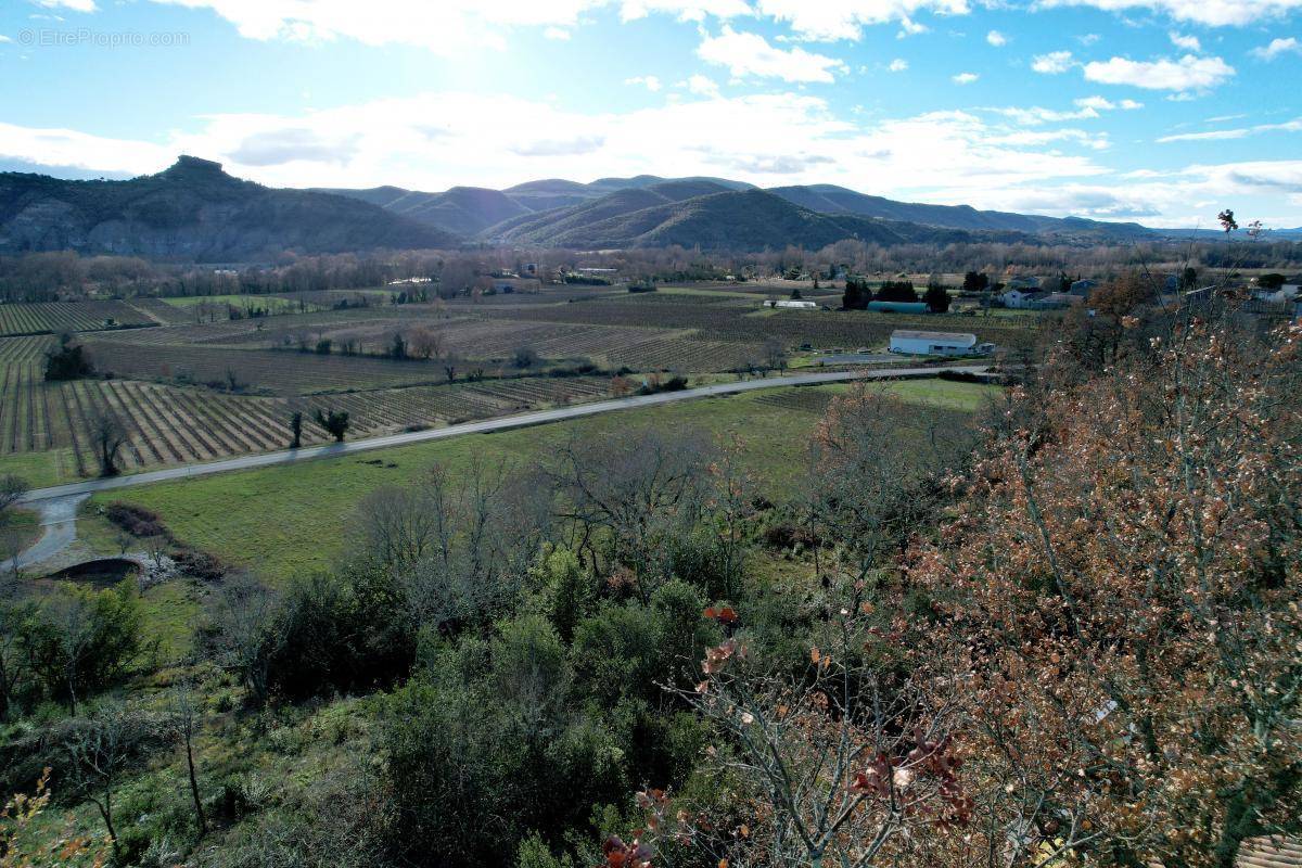 Terrain à SAINT-ALBAN-AURIOLLES