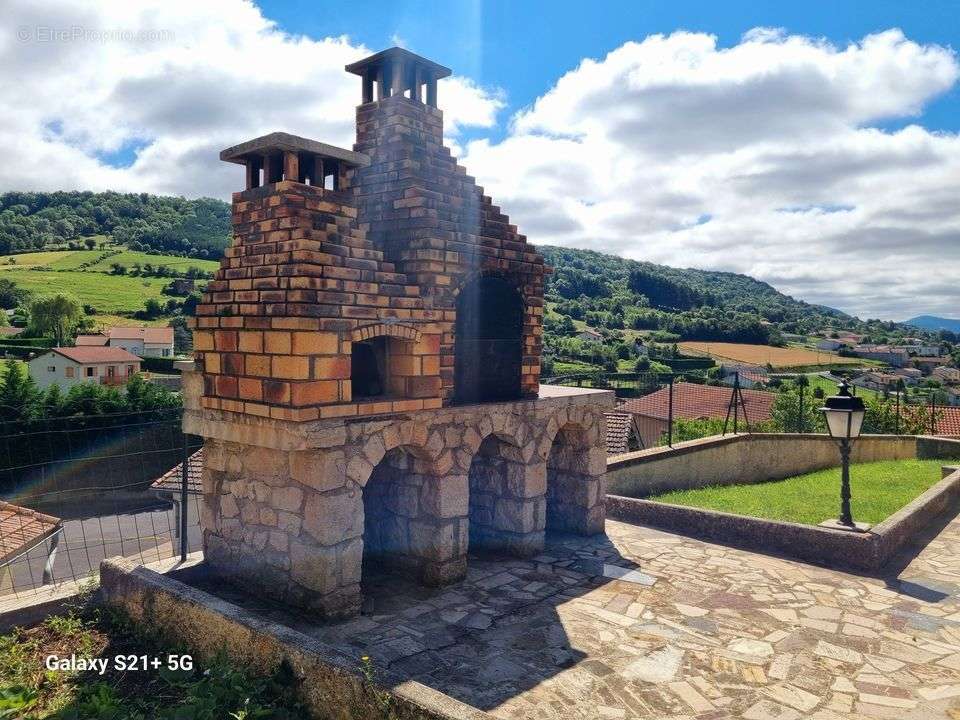 Maison à LE MONTEIL