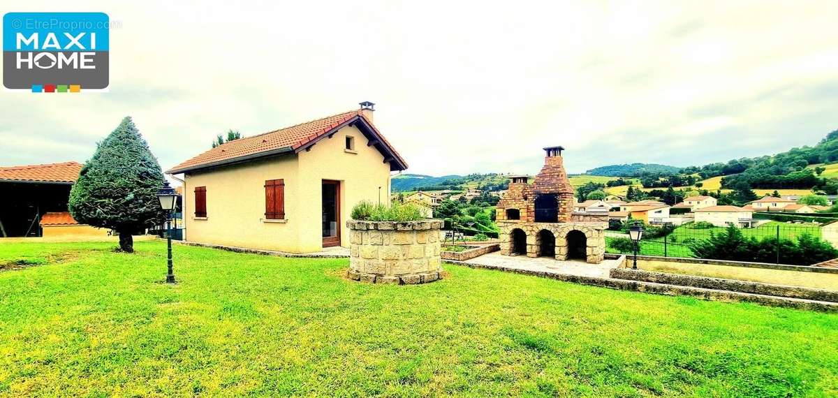 Maison à LE MONTEIL