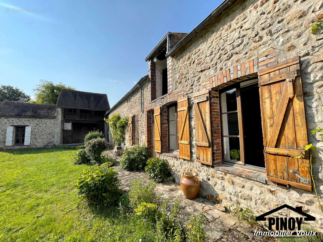 Maison à CHEVRY-EN-SEREINE