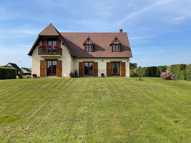 Maison à LONGUEVILLE-SUR-SCIE