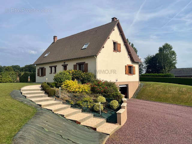 Maison à LONGUEVILLE-SUR-SCIE