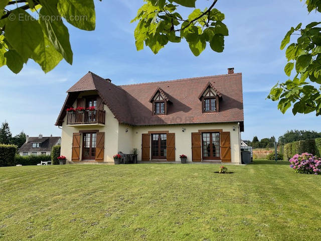 Maison à LONGUEVILLE-SUR-SCIE