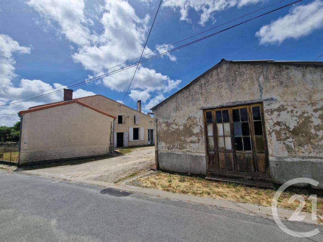 Maison à QUEYRAC