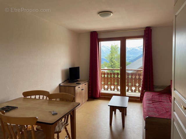 Appartement à LE CHATEL