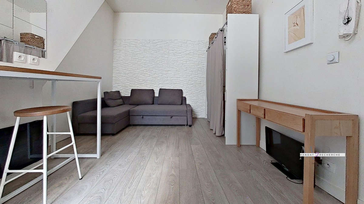 Appartement à PARIS-3E