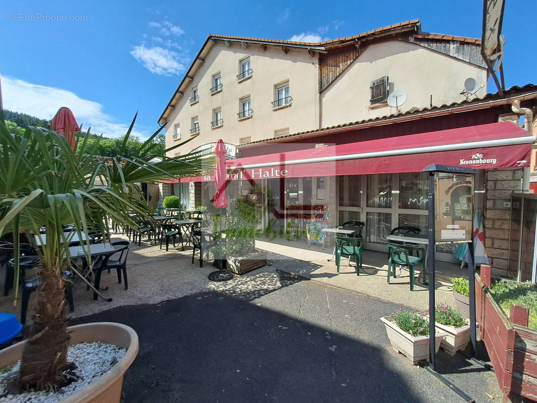 Appartement à LA BASTIDE-PUYLAURENT