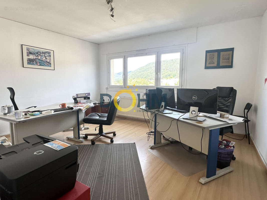 Appartement à AUREC-SUR-LOIRE