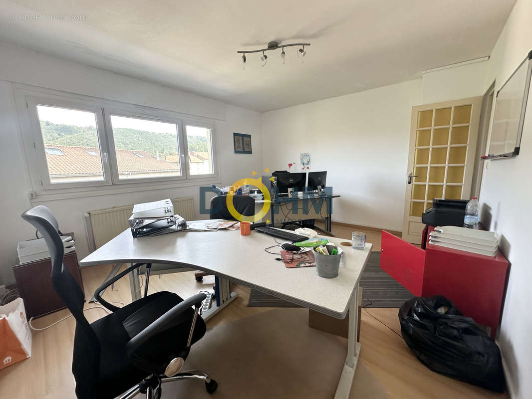 Appartement à AUREC-SUR-LOIRE