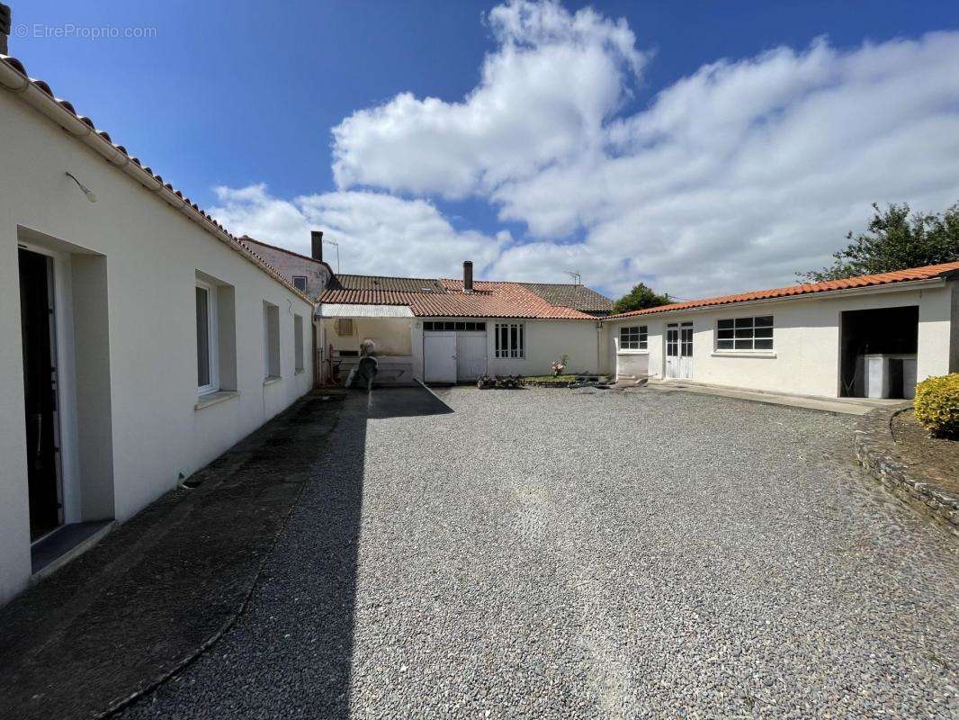 Maison à ROCHEFORT