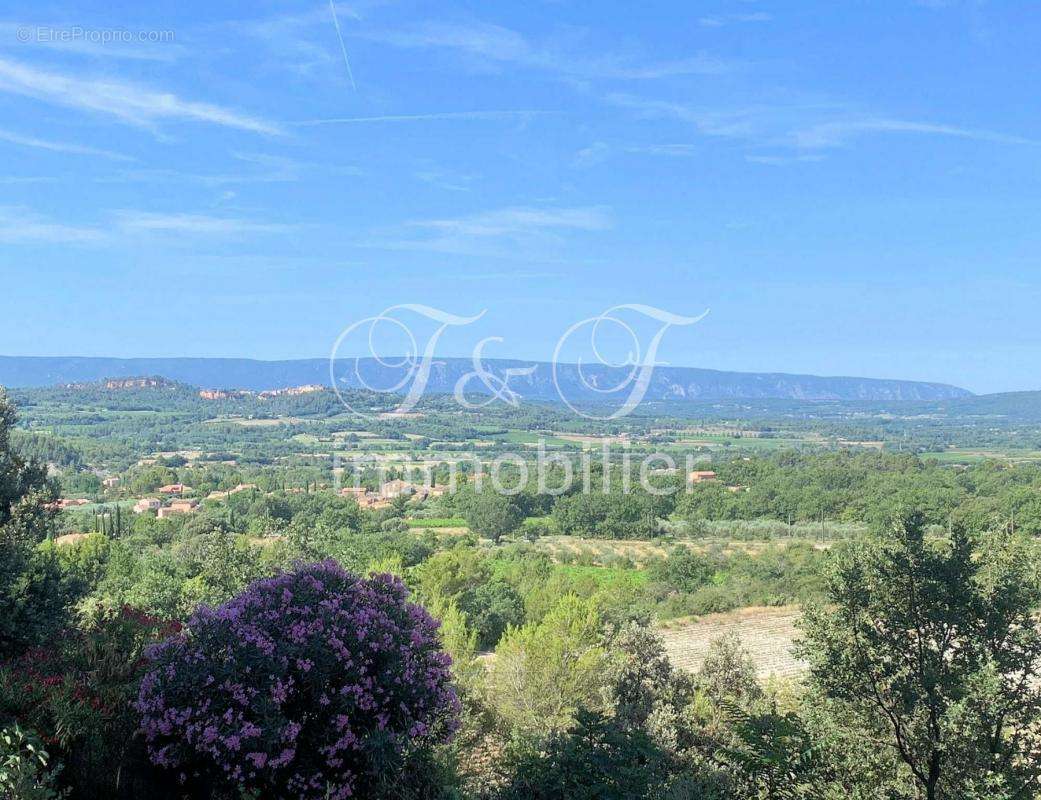 Maison à SAINT-SATURNIN-LES-APT