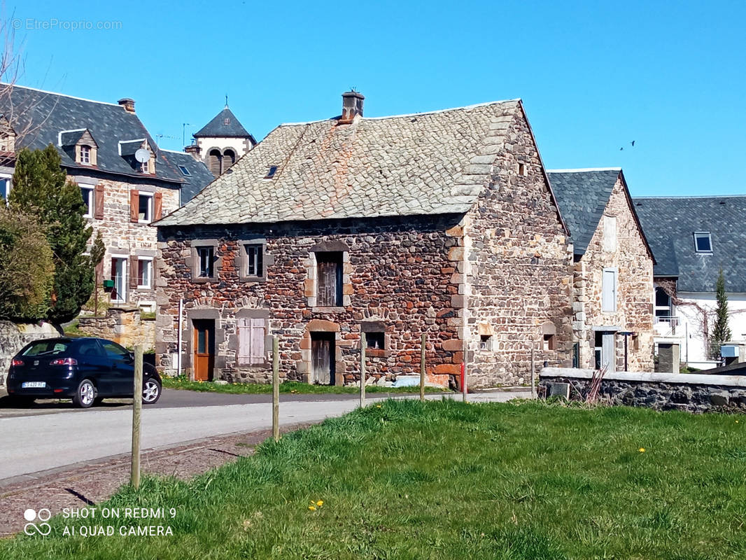 Maison à VERNINES