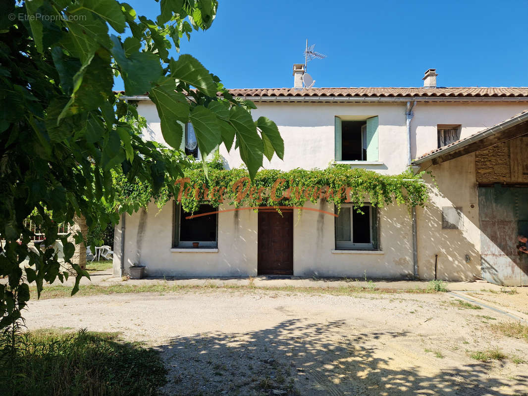 Maison à RIBAUTE-LES-TAVERNES