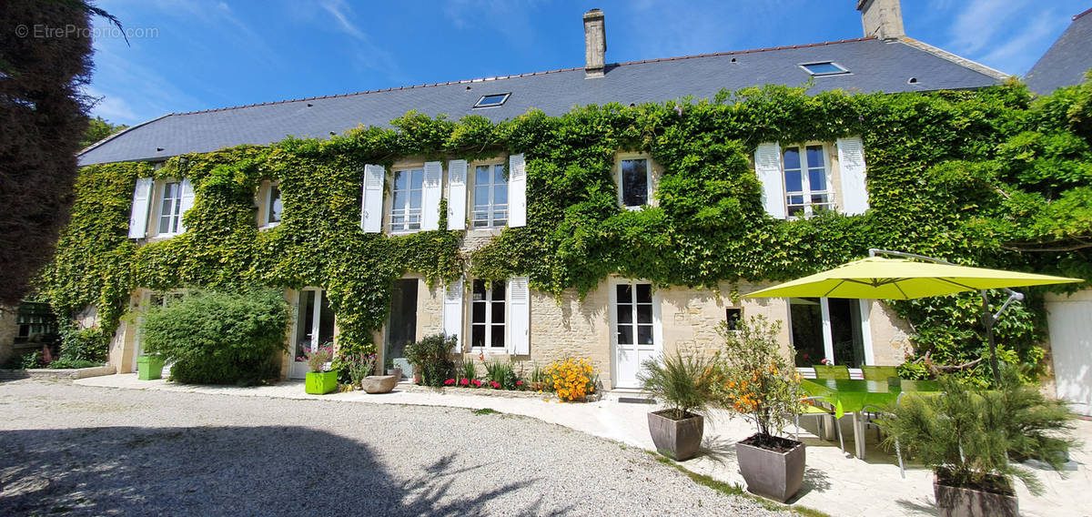 Maison à SAINT-COME-DE-FRESNE