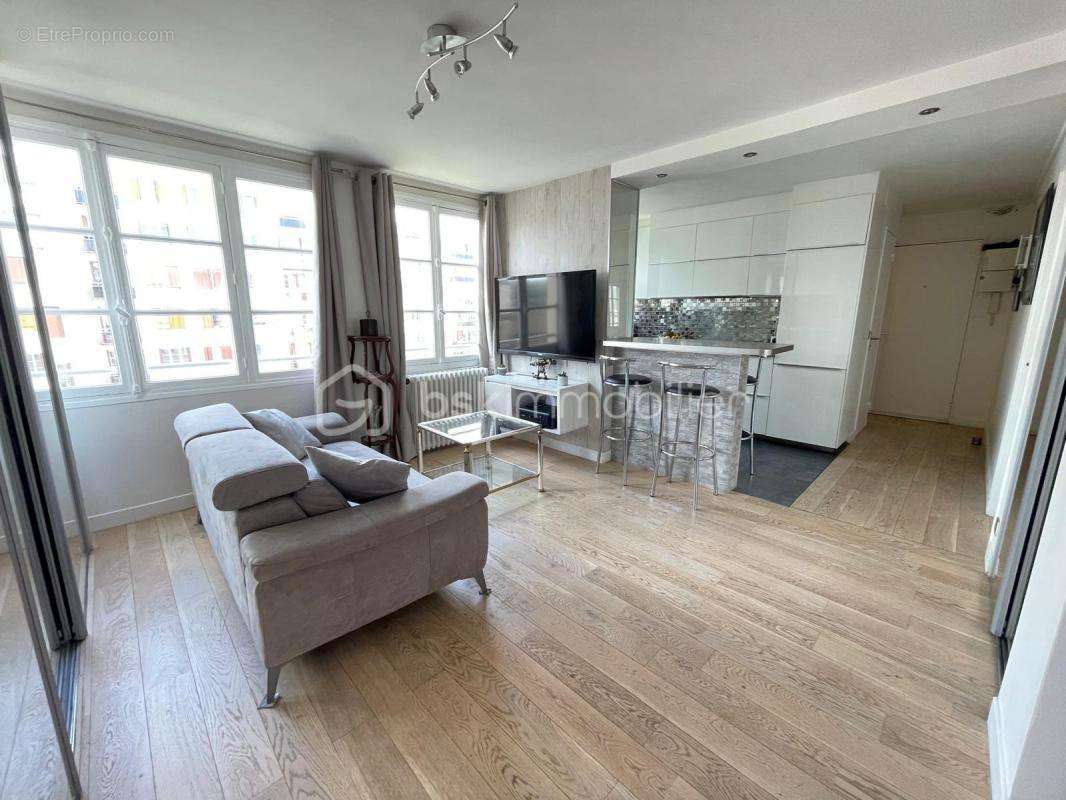 Appartement à ISSY-LES-MOULINEAUX