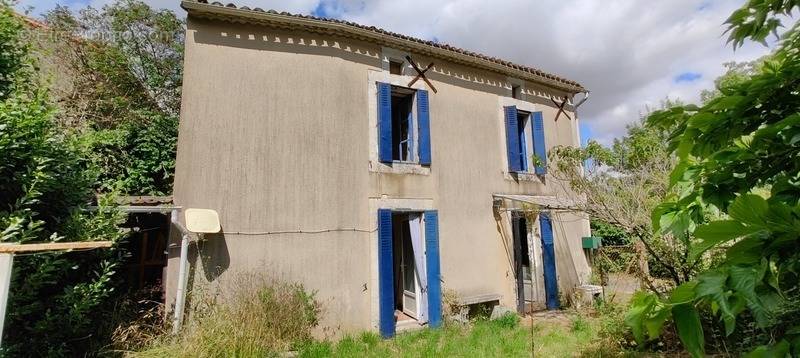 Maison à SAINT-AMANT-DE-BOIXE