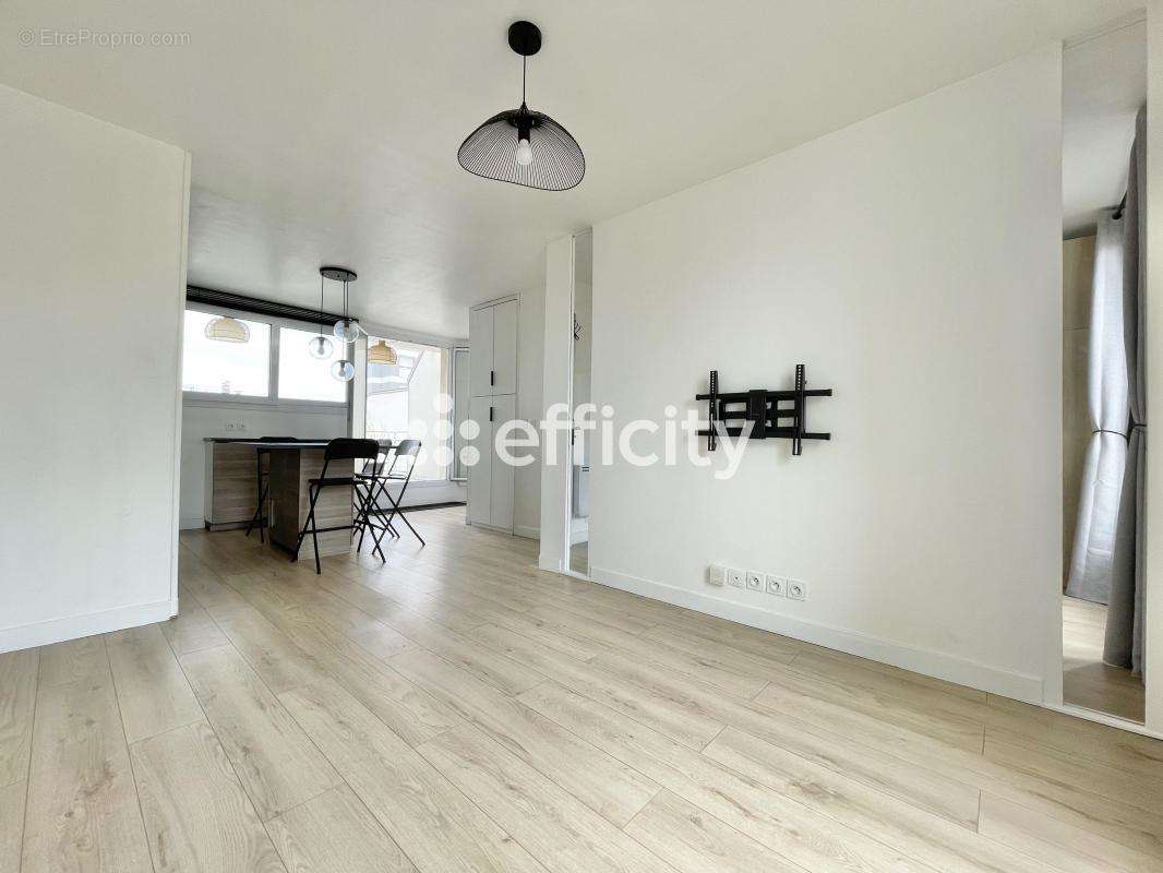 Appartement à ASNIERES-SUR-SEINE