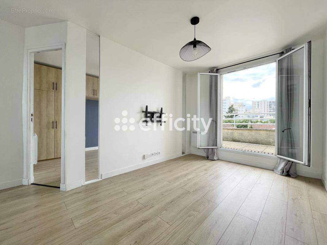 Appartement à ASNIERES-SUR-SEINE