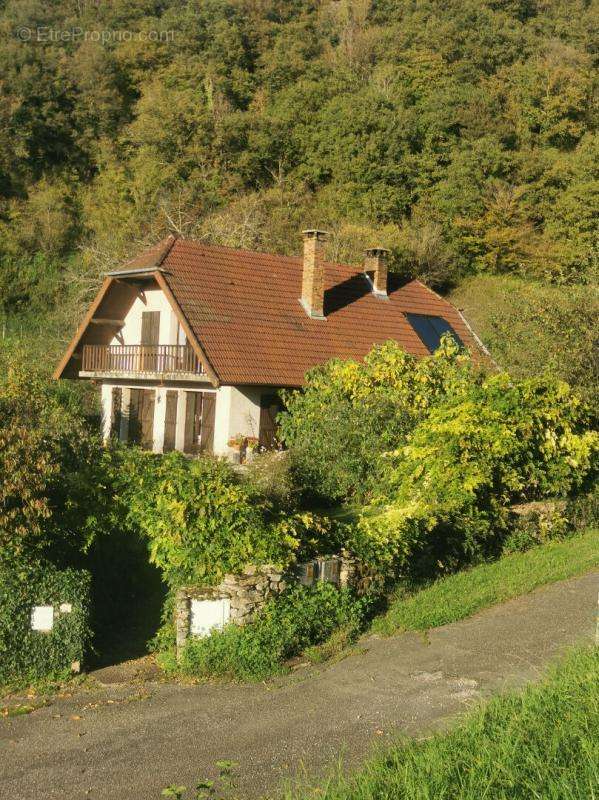 Maison à MESNAY