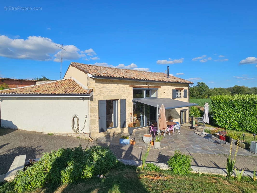 Maison à SAUVETERRE-DE-GUYENNE