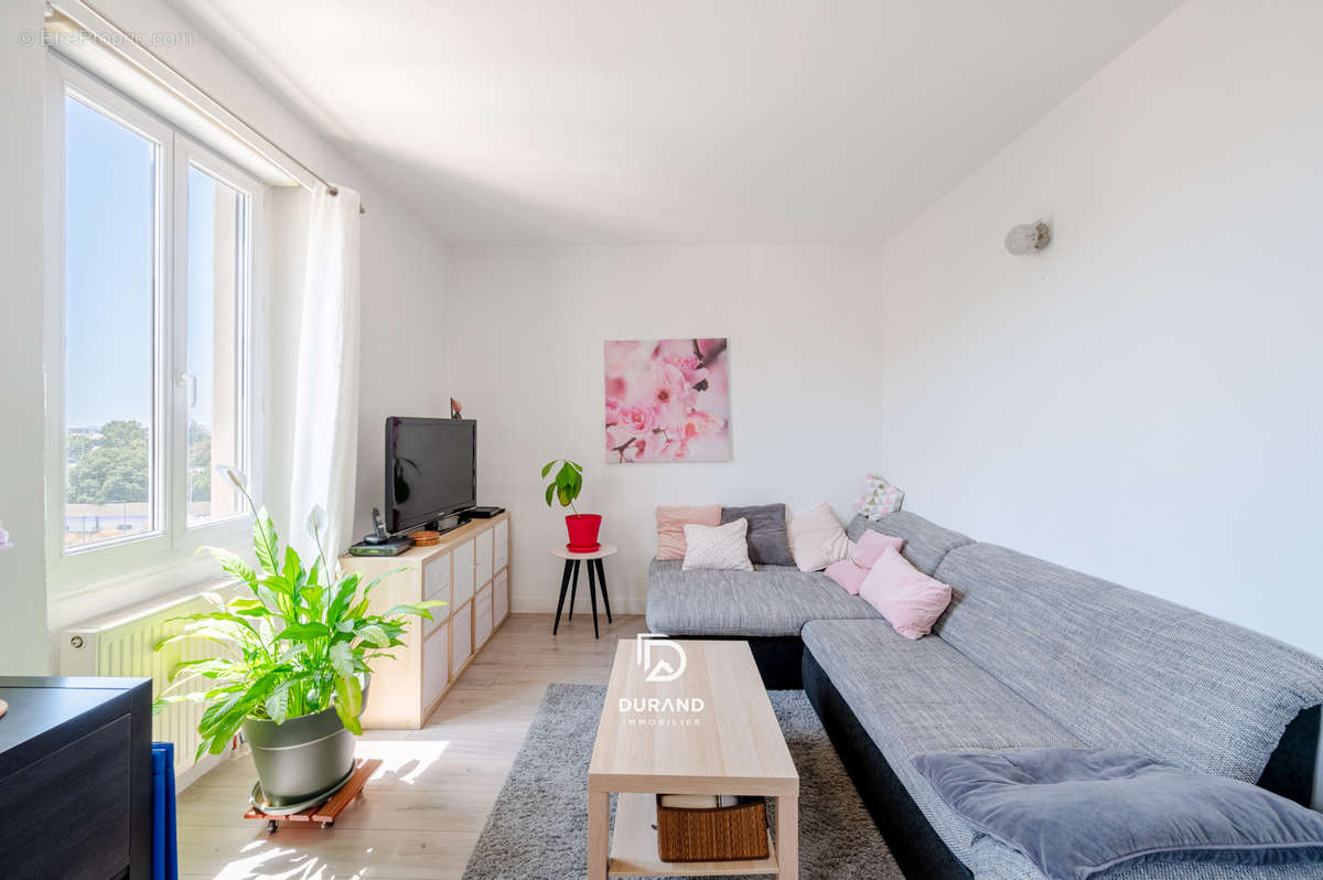 Appartement à MARSEILLE-11E