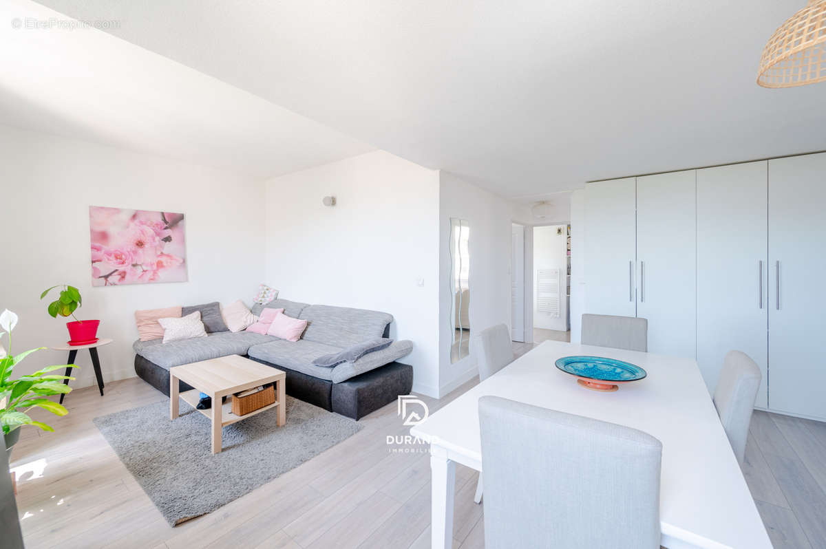 Appartement à MARSEILLE-11E