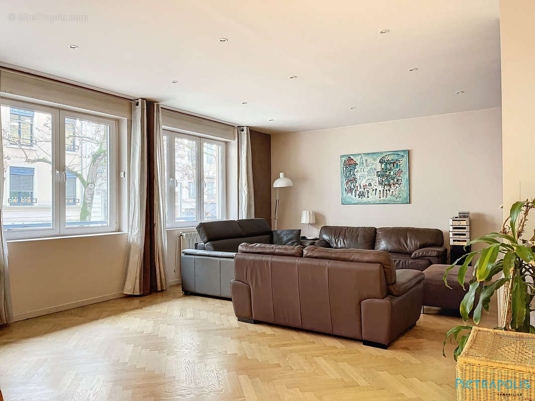 Appartement à LYON-6E