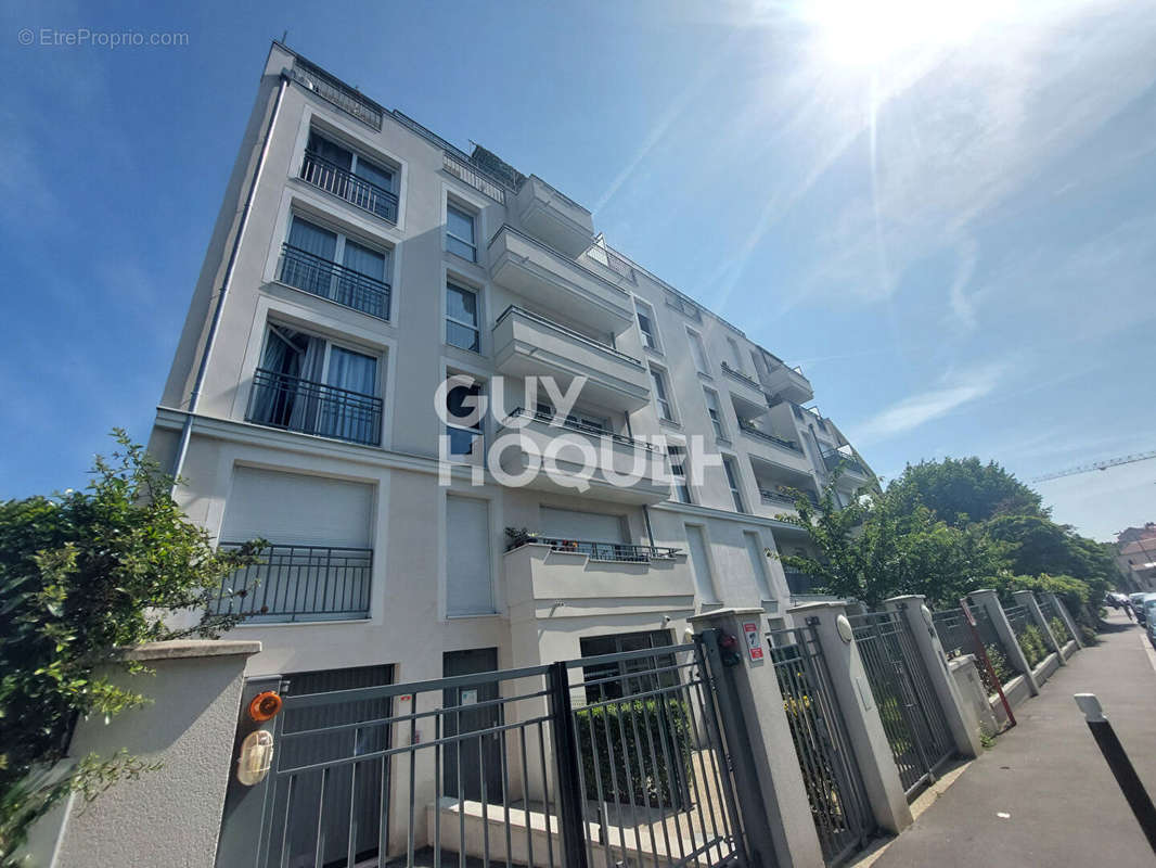 Appartement à ROSNY-SOUS-BOIS