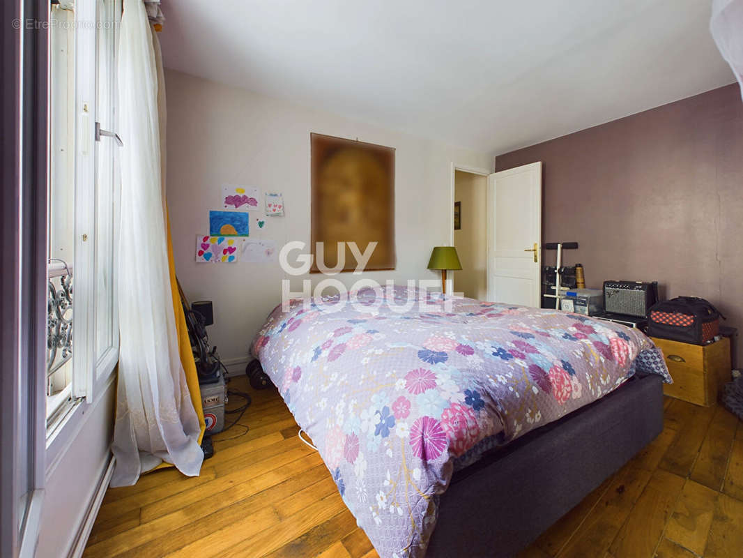 Appartement à PARIS-10E