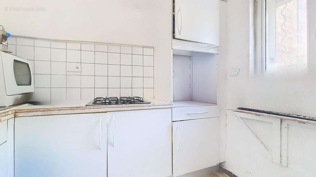 Photo 3 - Appartement à MARSEILLE-5E