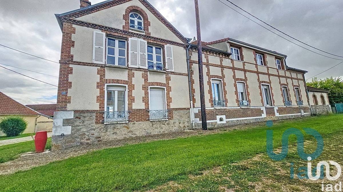 Photo 1 - Maison à CHATRES