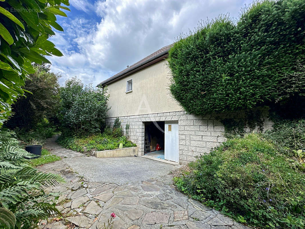 Maison à LES ALLUETS-LE-ROI