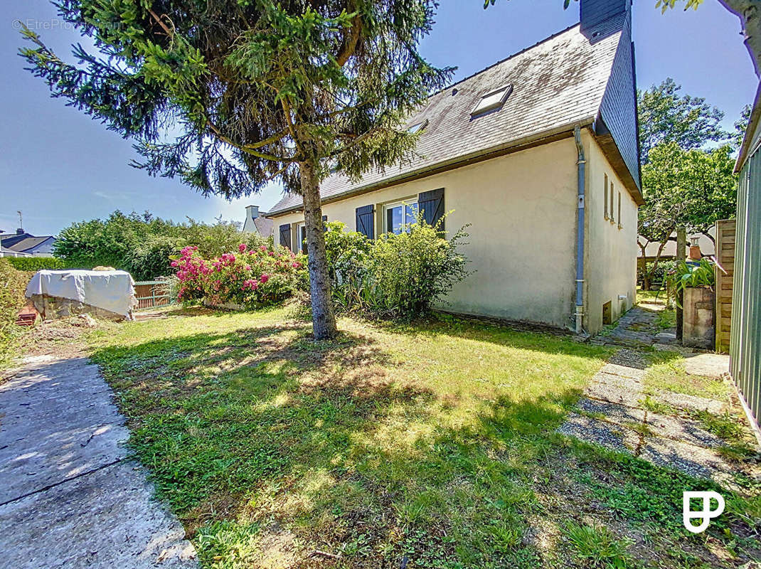 Maison à CHARTRES-DE-BRETAGNE