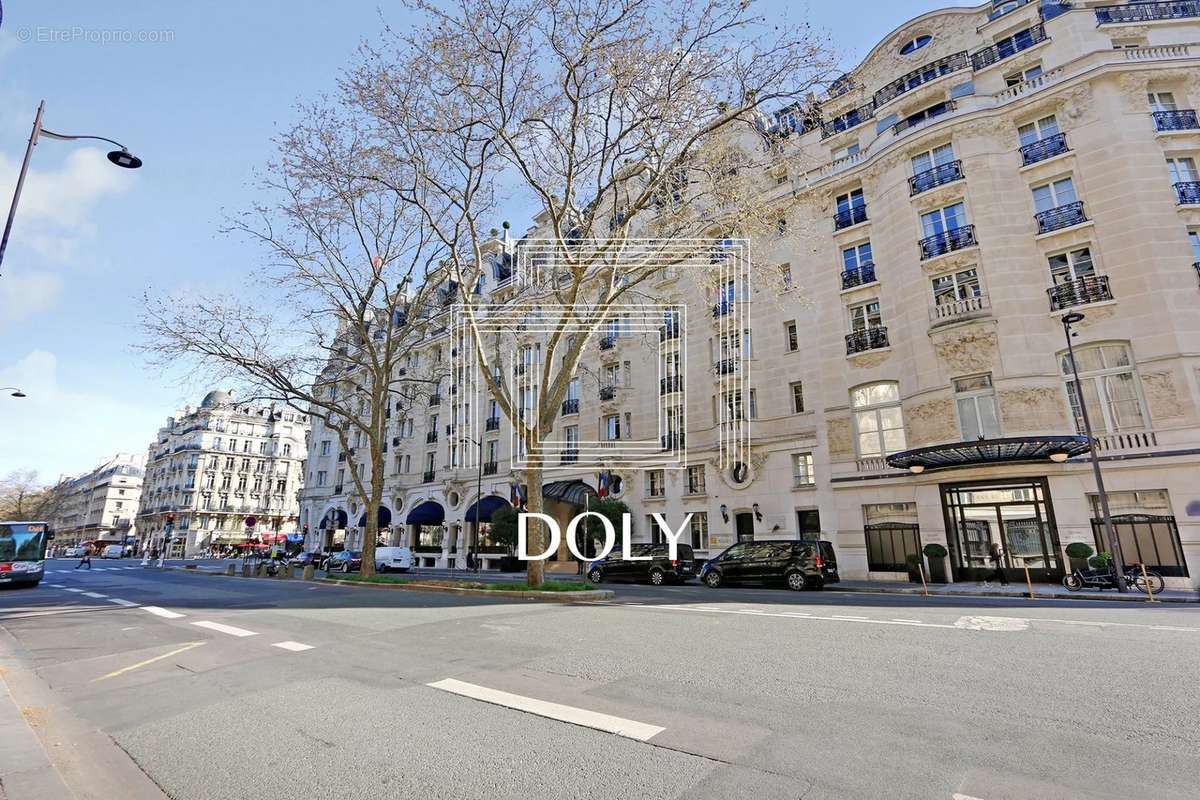 Appartement a louer paris-7e-arrondissement - 4 pièce(s) - 85 m2 - Surfyn