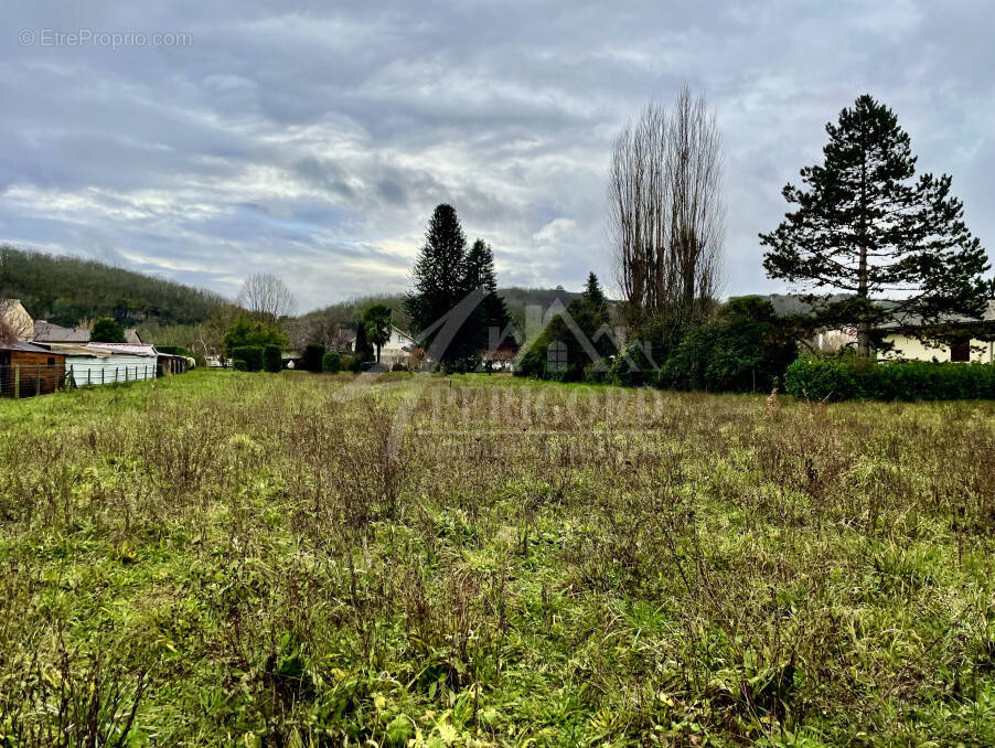 Terrain à LALINDE