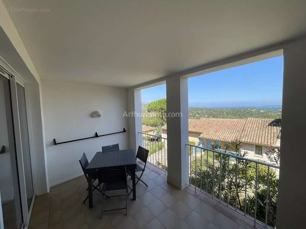 Appartement à GRIMAUD