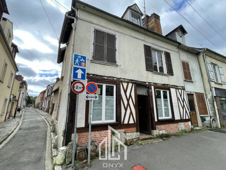 Maison à BEAUVAIS