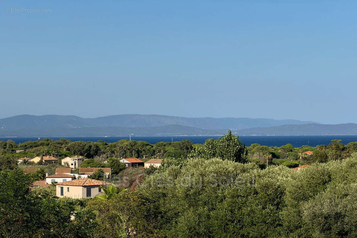 Appartement à HYERES