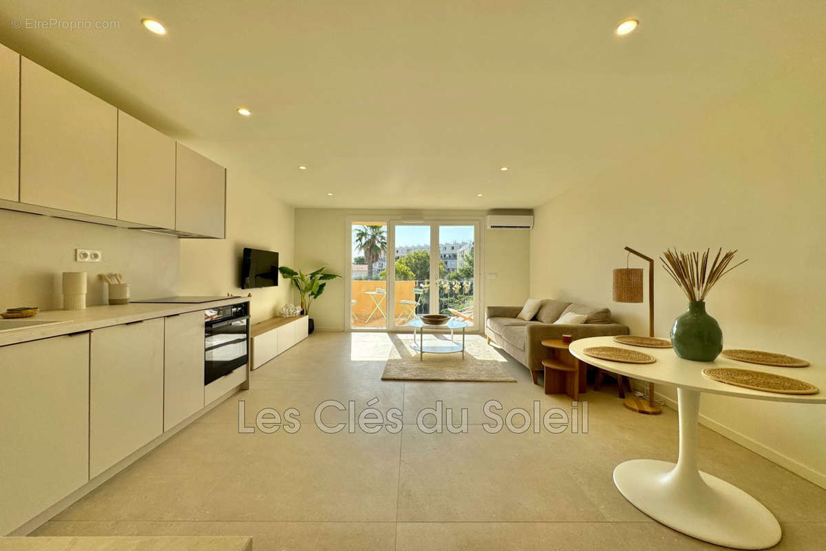 Appartement à HYERES