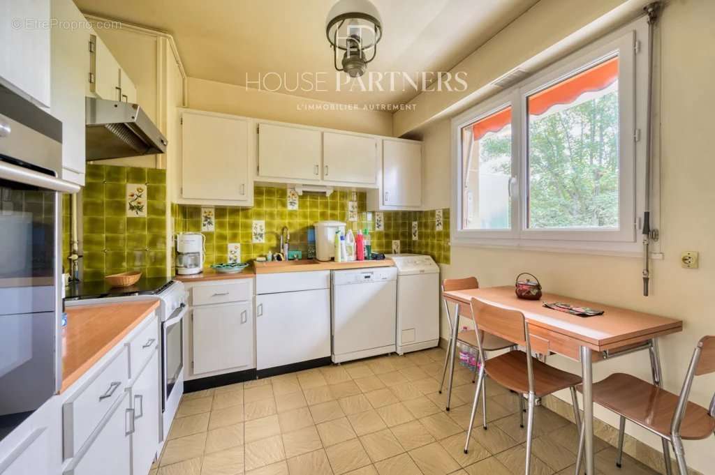 Appartement à RUEIL-MALMAISON