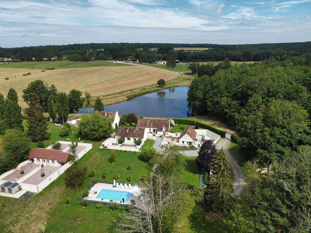 Maison à MANOU