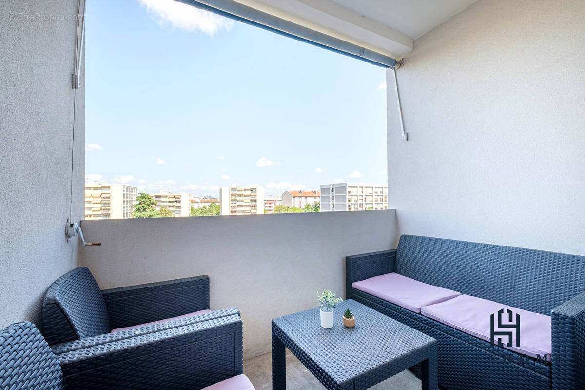 Appartement à LYON-8E