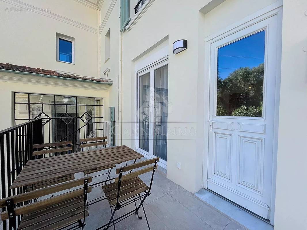 Appartement à CANNES