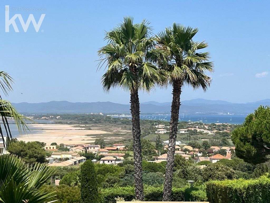 Appartement à HYERES