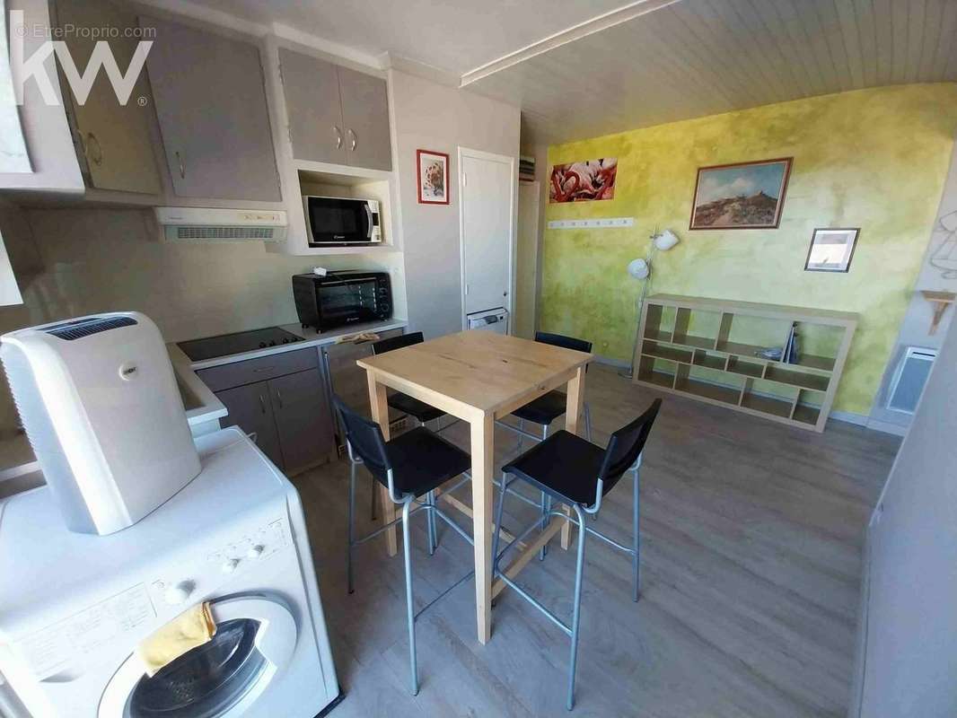 Appartement à HYERES